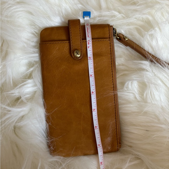 HOBO KING WALLET/Phone Holder in color Honey - Picture 3 of 9